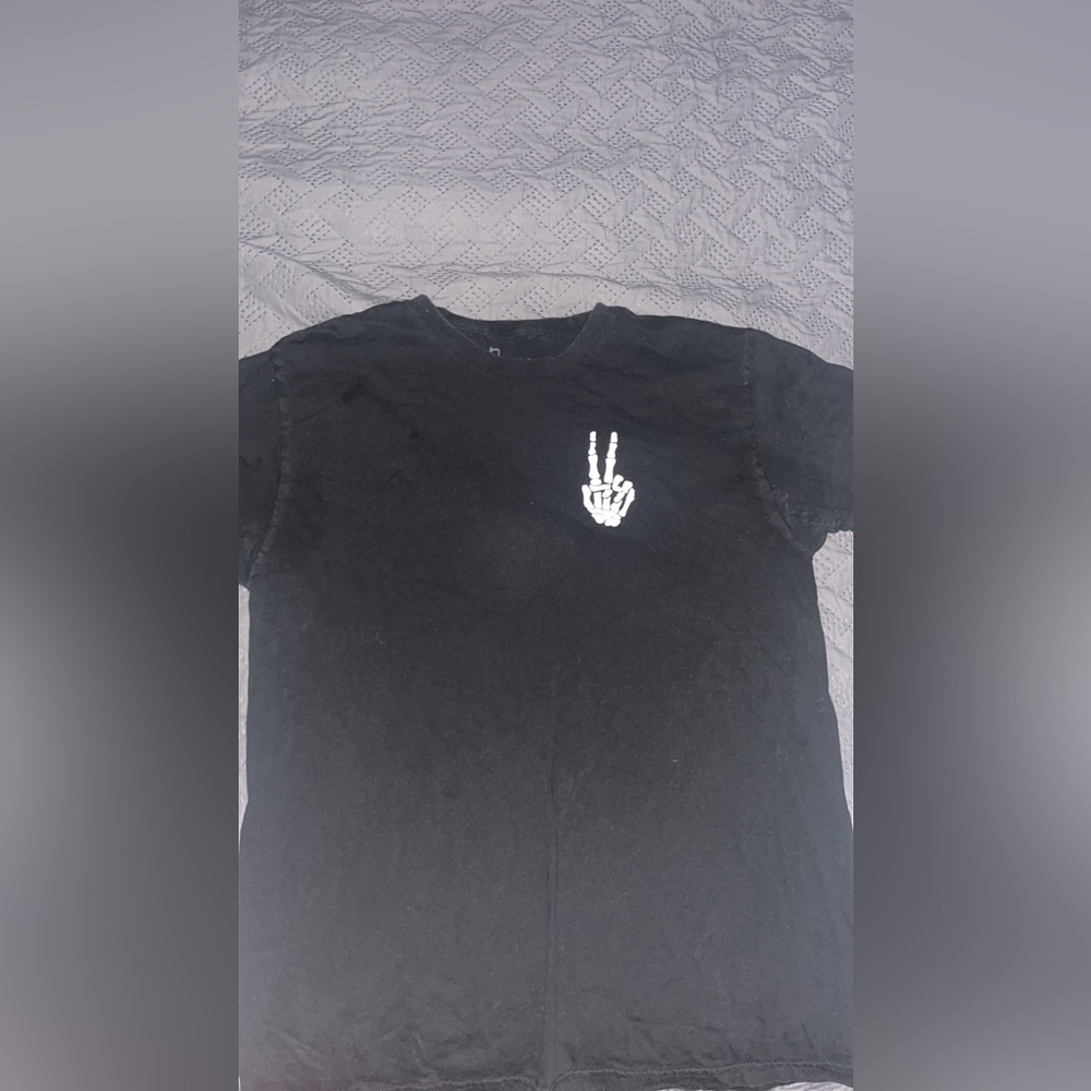 Size Medium Black Graphic T Shirt